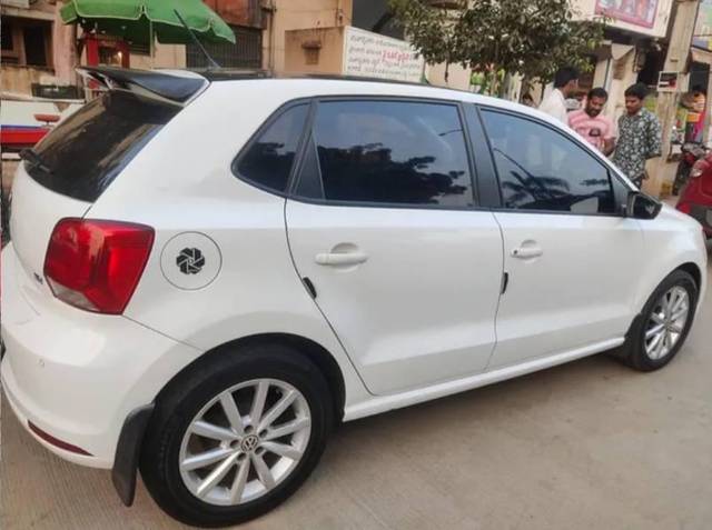 https://images10.gaadi.com/usedcar_image/3447355/original/0f22bc66-496a-4036-bc0e-266937a1332d_338a3afd-cf23-4255-a00d-65a58a8d6946.jpg?imwidth=6401