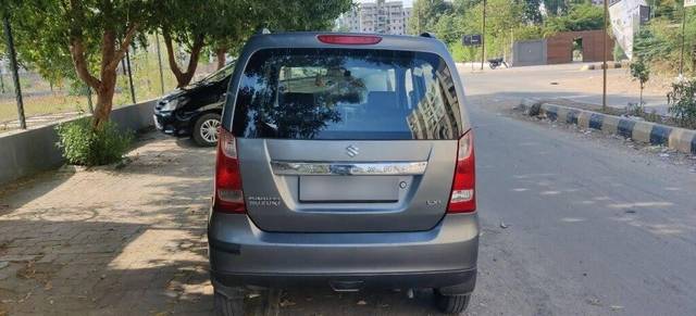https://images10.gaadi.com/usedcar_image/3447377/original/9dd1c7ca-70a0-4bec-a6ad-8371a074ff53-VCC_1733589_96_1683461611_66282240-ad58-4e3c-bf09-4179234ffcf8.jpg?imwidth=6402