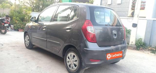 https://images10.gaadi.com/usedcar_image/3447400/original/47b8de32-71f1-45a0-91aa-036af9081d9f_56a33373-1716-4163-a6ff-b86ed16d9d81.jpg?imwidth=6402