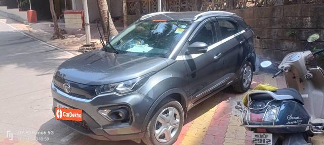 https://images10.gaadi.com/usedcar_image/3447523/original/82c02f83-14b2-498b-8d49-621decbf1e14_d037abf0-41fd-4afe-98c6-1ac0de9aaa7b.jpg?imwidth=6401