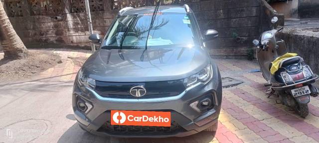 https://images10.gaadi.com/usedcar_image/3447523/original/9405cced-f5c5-49d9-871c-ac6d0ec0052f_d037abf0-41fd-4afe-98c6-1ac0de9aaa7b.jpg?imwidth=6402