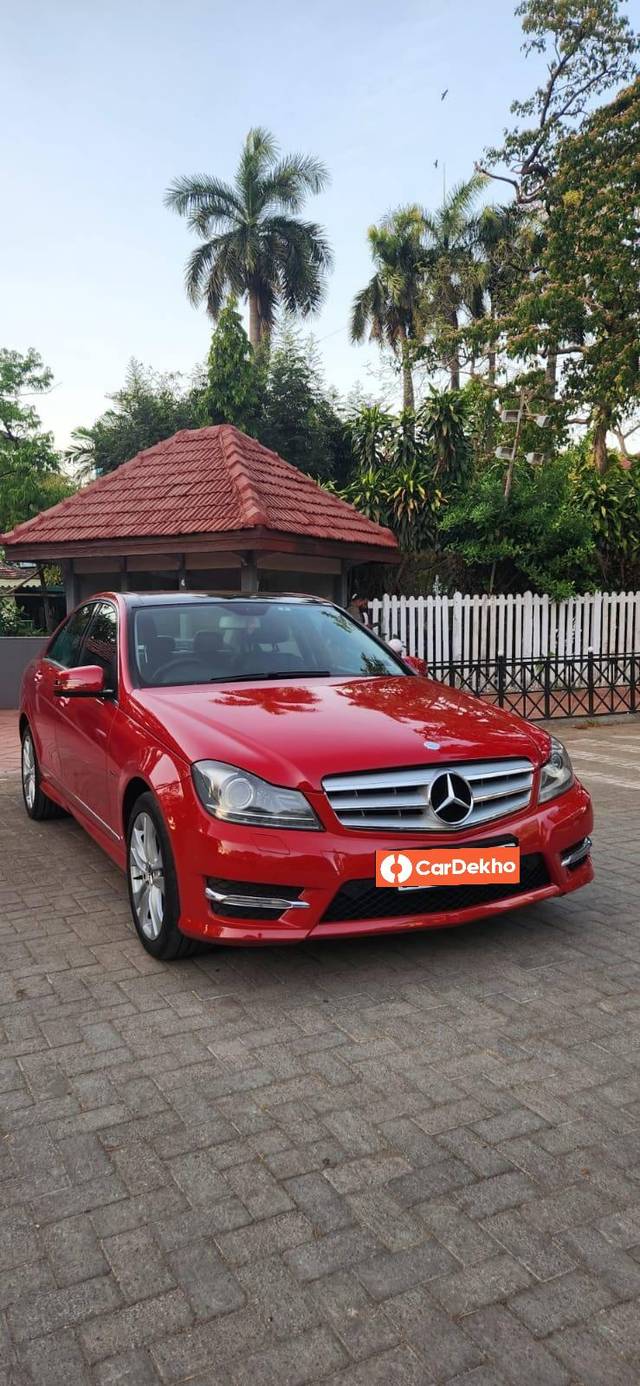 https://images10.gaadi.com/usedcar_image/3447862/original/used_car_2771336_1684136746_48f4e654-fbae-4665-8ca9-63d3d986b2b4.jpg?imwidth=6400
