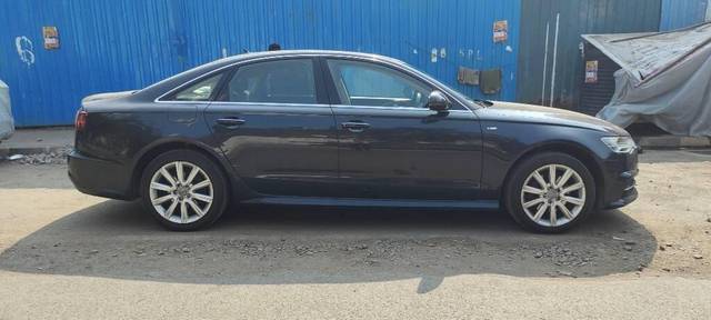 https://images10.gaadi.com/usedcar_image/3448475/original/e41548f0-cd42-4006-96ea-f073269dd1ce-VCC_IMG_1683541161895_1733848_97_1683541714_725dec0f-34a2-45c3-a520-1e33635b44ab.jpg?imwidth=6401