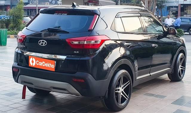 https://images10.gaadi.com/usedcar_image/3448532/original/zz1_crop_img_646311153ca2b_1684214037.jpg?imwidth=6401
