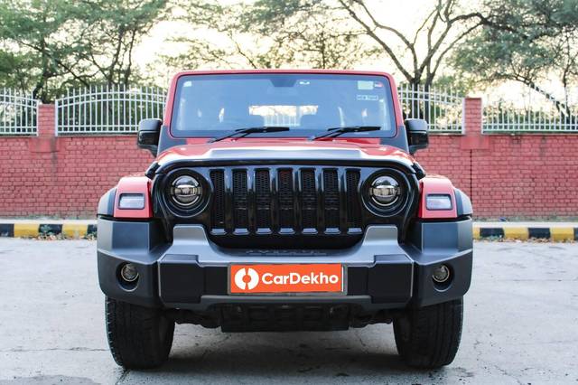 https://images10.gaadi.com/usedcar_image/3448554/original/used_car_2771957_1684170240_0396ee6d-be8c-4df5-b24c-b500b7894ac1.jpg?imwidth=6402