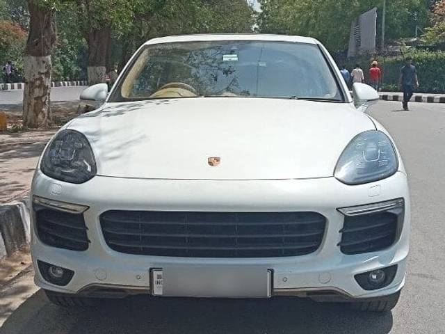 https://images10.gaadi.com/usedcar_image/3448779/original/zz1_crop_img_6493ddf6bceda_1687412214.jpg?imwidth=6401