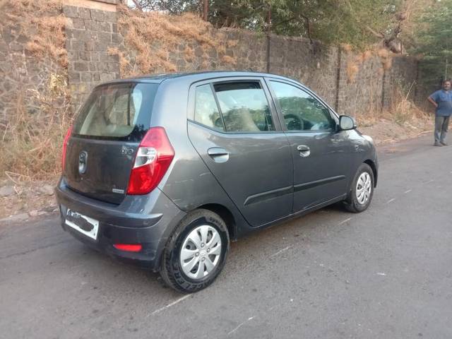 https://images10.gaadi.com/usedcar_image/3448935/original/used_car_2772266_1684230029_8587a8a4-0d9f-4b8f-863c-0fea58dbfd6e.jpg?imwidth=6402