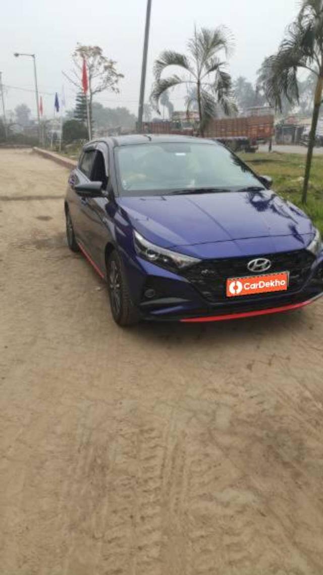 https://images10.gaadi.com/usedcar_image/3448950/original/1d8af786-7261-49e1-94e1-74f20b24b921_56ef3459-412c-47ac-9130-9f9383b152da.jpg?imwidth=6400
