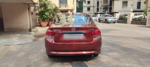 https://images10.gaadi.com/usedcar_image/3449058/original/a7d88a3c-722a-41c2-80ca-0cb47fe402b5-VCC_1734181_96_1683630943_e29ab755-0805-4c2a-a89b-d15ad0c808f3.jpg?imwidth=6402