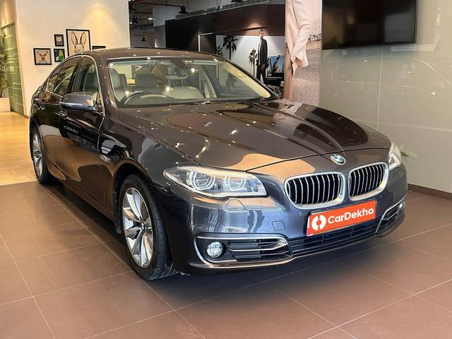 https://images10.gaadi.com/usedcar_image/3449115/original/usedcar_whatsappimage2023_03_07at11300pm_1__140381684239764_1684239943_d4659696-4d1d-435a-b347-1ba57300cd8d_15a5b08c-137c-446f-8b41-caa75b415f50.jpeg?imwidth=6400