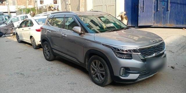https://images10.gaadi.com/usedcar_image/3449117/original/805e8844-2d1b-420d-9191-8c597e96b2aa-VCC_1734215_116_1683633050_e1804b4c-38f7-47be-bf1c-dbcc2cc45175.jpg?imwidth=6400