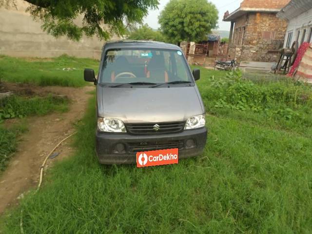 https://images10.gaadi.com/usedcar_image/3449571/original/f28bf364-0b64-486e-9782-b32d7b418873_24d5a3e1-b574-4ab2-838f-7041d8c829b6.jpg?imwidth=6402