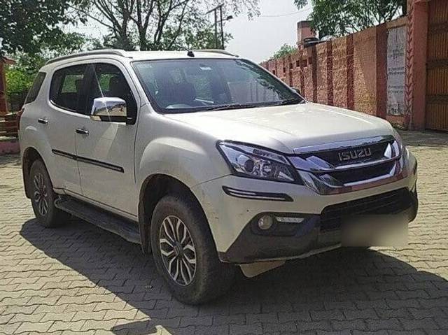 https://images10.gaadi.com/usedcar_image/3450019/original/zz1_crop_img_6486eadc77bac_1686563548.jpg?imwidth=6400