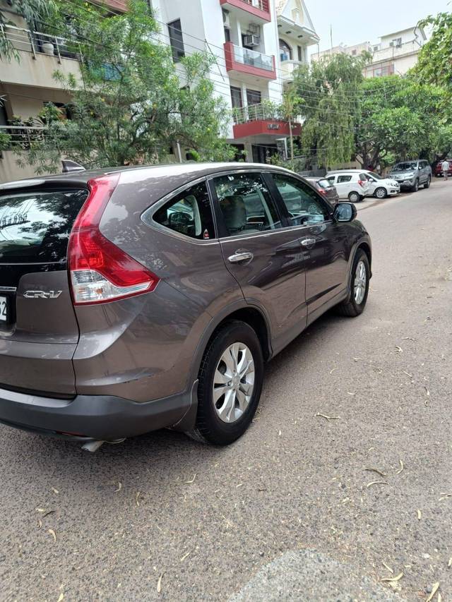 https://images10.gaadi.com/usedcar_image/3450061/original/usedcar_whatsappimage2023_05_17at35832pm_14561684320898_1684320958_40a8ef29-631f-4b54-8606-0f2472b19dfd_261f39d0-4195-4aea-b1ad-1c704027e55f_8eb66154-389c-425e-9094-b0243332837a.jpeg?imwidth=6402