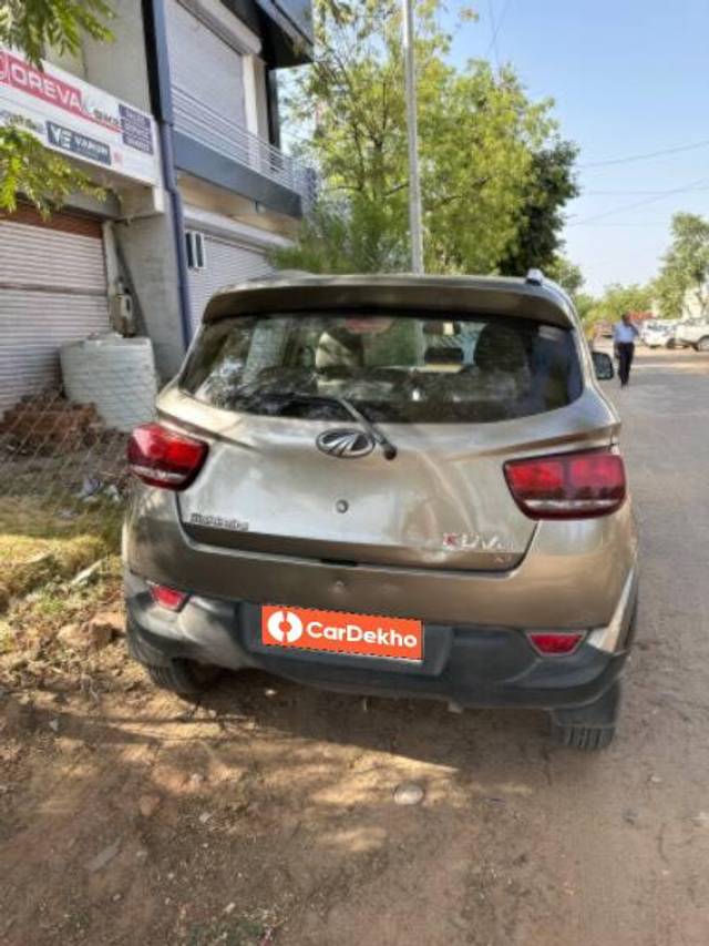 https://images10.gaadi.com/usedcar_image/3450069/original/29640dfb-2a79-47de-8e92-822aa41adf59_4ec03c11-1749-4ffe-9c8f-b4c4bcdff374.jpg?imwidth=6401