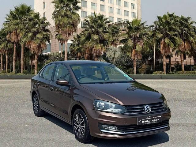 https://images10.gaadi.com/usedcar_image/3450081/original/8644af56-5006-497b-851d-8aad43e0489e-used_car_2773277_1687350795_92dd46de-dbcf-401a-a8e5-0714717d1859.jpg?imwidth=6400