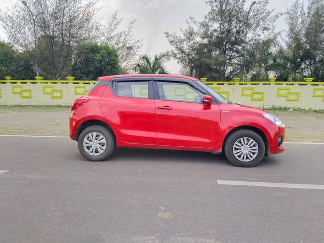 https://images10.gaadi.com/usedcar_image/3450102/original/used_car_2773295_1684323322_dbf60d37-e244-4ea6-9bd2-f86b886a09eb.jpg?imwidth=6401