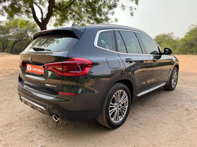https://images10.gaadi.com/usedcar_image/3450145/original/used_car_2773334_1684326527_220bd5c3-6b5b-4567-9176-d84806e4652a_47e98aa2-4ba7-4771-aa18-61ab549204bf.jpg?imwidth=6402