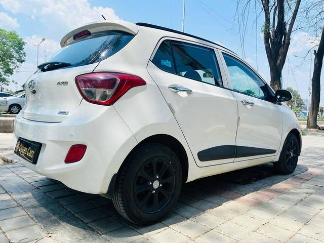 https://images10.gaadi.com/usedcar_image/3450157/original/used_car_2773345_1684326774_9718c191-9ad5-475b-bb1a-0dac80f3b7dd.jpg?imwidth=6401