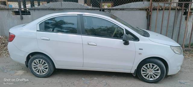 https://images10.gaadi.com/usedcar_image/3450324/original/8b37d720-a6f4-4dc4-8089-27d0038627ec_42a68696-59e2-4a98-a443-3798211e170a.jpg?imwidth=6400