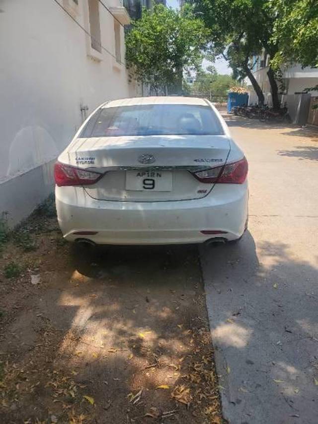 https://images10.gaadi.com/usedcar_image/3450358/original/2dfc8546-7988-464a-a9b9-83212a29f35c_93975b09-d8f7-4bb4-9650-c52ef709b93d.jpg?imwidth=6401