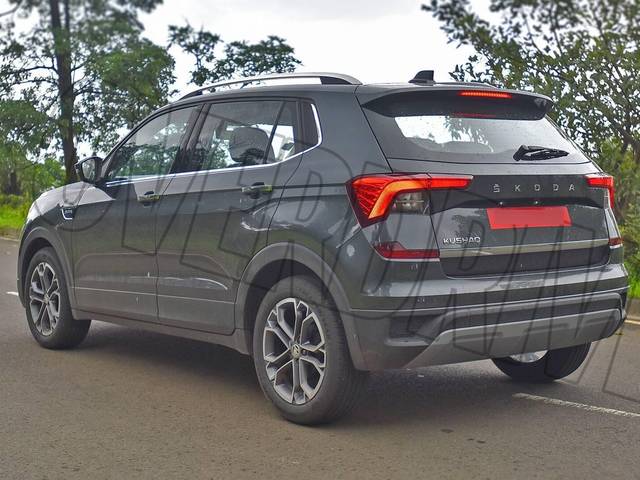 https://images10.gaadi.com/usedcar_image/3450436/original/zz1_crop_img_6465de15c143c_1684397589.jpg?imwidth=6401