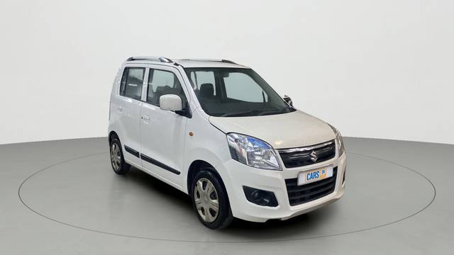 https://images10.gaadi.com/usedcar_image/3450501/original/slot__12950119719-a72b56d00a044a79bf8439be94759d74-Exterior-8.jpg?imwidth=6400