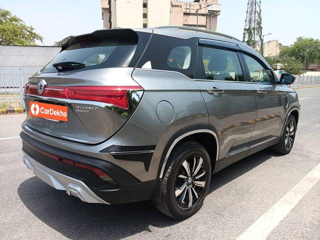 https://images10.gaadi.com/usedcar_image/3450540/original/used_car_2773627_1684397330_4b1869b7-18fb-4187-9b6b-d111a36aa63b.jpg?imwidth=6401