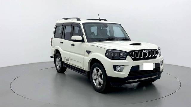 Mahindra Scorpio S11 BSIV Mahindra Scorpio S11 BSIV