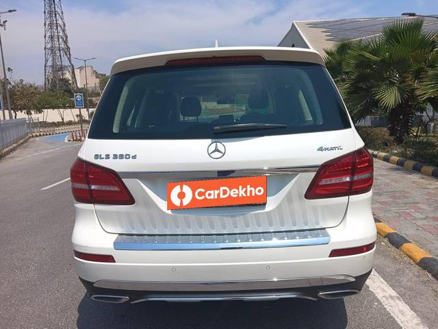 https://images10.gaadi.com/usedcar_image/3450562/original/used_car_2773648_1684397613_90bfa04c-3d24-4a6a-9934-87deb4903433.jpg?imwidth=6402