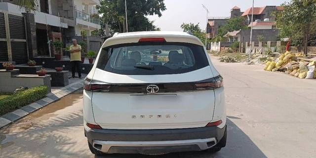 https://images10.gaadi.com/usedcar_image/3451061/original/eab82afb-8824-4f9f-ac07-5da3b92003a2-VCC_1734914_96_1683798926_81f33dcc-48ed-460f-b131-1e544706df36.jpg?imwidth=6402