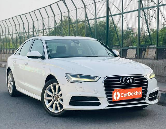 https://images10.gaadi.com/usedcar_image/3451216/original/used_car_2774272_1684412620_19213685-8272-4d37-a550-12f8401cd6bc.jpg?imwidth=6400