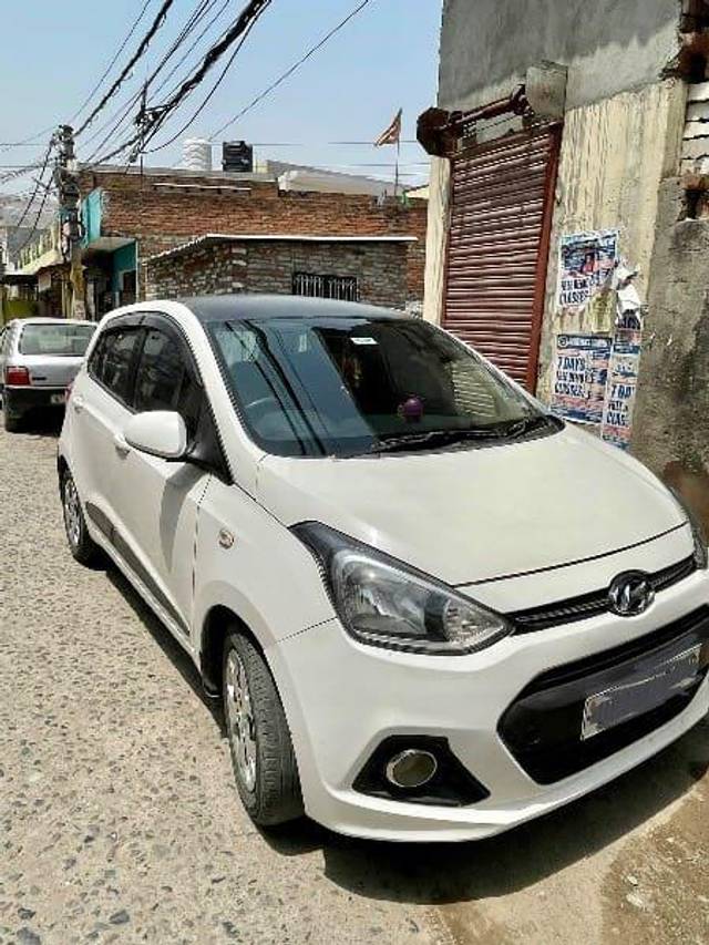 https://images10.gaadi.com/usedcar_image/3451361/original/1746e78b-129e-4087-81d4-bc1300e8779a_4f039865-9778-4c6b-9ed9-fa86111ac33f.jpeg?imwidth=6400