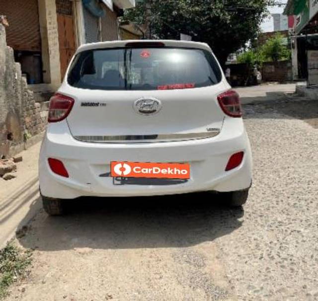 https://images10.gaadi.com/usedcar_image/3451361/original/243e7d73-3326-4448-a6c4-5cdad93faf23_4f039865-9778-4c6b-9ed9-fa86111ac33f.jpeg?imwidth=6402