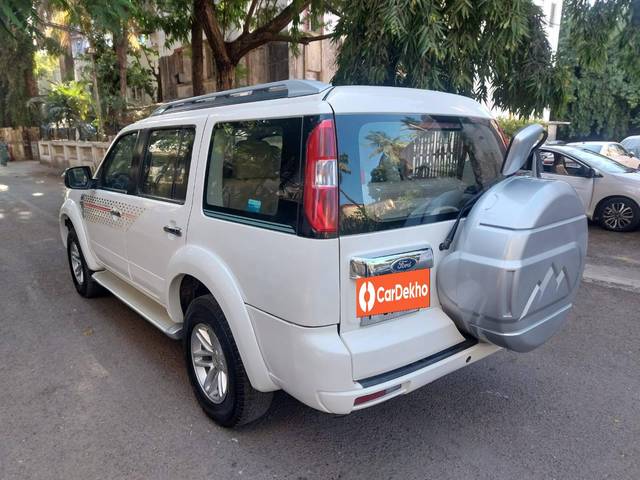 https://images10.gaadi.com/usedcar_image/3451483/original/usedcar_whatsappimage2023_05_18at52840pm_2__1251684476676_1684476687_da7ef858-7ada-4cb2-a4cc-41c74f9ab381.jpeg?imwidth=6402