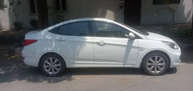 https://images10.gaadi.com/usedcar_image/3451632/original/41836424-e88b-4d6e-bad2-3076dece4c26-VCC_IMG_1683871676190_1735228_97_1683871885_379e1d14-e5c1-4cd0-b326-cf7aa523446d.jpg?imwidth=6401