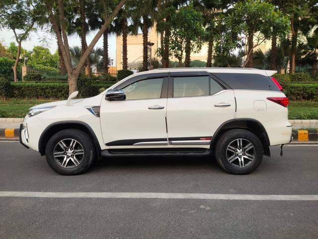 https://images10.gaadi.com/usedcar_image/3451639/original/usedcar_whatsappimage2023_05_19at124649pm_2__3541684481340_1684481722_9947916d-2f02-457d-a191-08fc1f14af76.jpeg?imwidth=6402