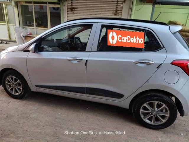 https://images10.gaadi.com/usedcar_image/3451895/original/eb76b17b-99e3-48ba-83e9-329986ff3f35_f1034836-5737-420d-b9a8-cc8e94049d8f.jpg?imwidth=6402