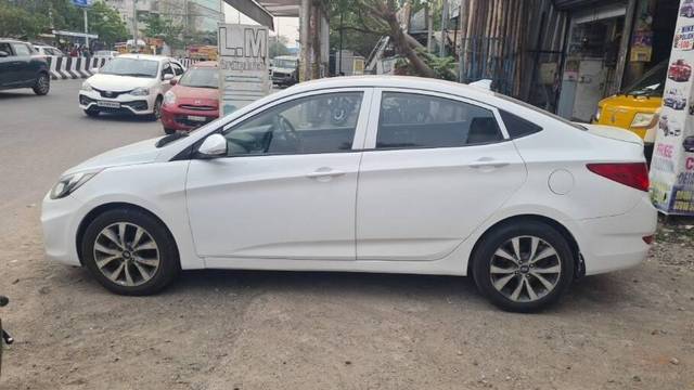 https://images10.gaadi.com/usedcar_image/3451995/original/06210f32-cb87-4b53-a859-c5d4a7087ddc-VCC_IMG_1683890583423_1735450_95_1683890860_b62e3d8e-36a9-4f4f-8461-1093176ed11c.jpg?imwidth=6402