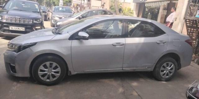 https://images10.gaadi.com/usedcar_image/3452073/original/0094d4a6-e953-42fa-9b4b-d3796d8258c1-VCC_IMG_1684143093127_1736227_95_1684143270_3676af31-fb4e-4c02-ab65-3ea21ee592de_a1198439-4940-4c53-8d54-f58cf173b72c.jpg?imwidth=6401