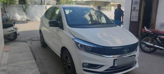 https://images10.gaadi.com/usedcar_image/3452098/original/bcc2df2e-1d31-4948-8e76-f61c43335122-VCC_1735591_116_1683951724_460cb5bb-f3fe-426b-960c-837a82cfeddd_1327f351-7d28-40be-b9d8-d9598fe796e6.jpg?imwidth=6400