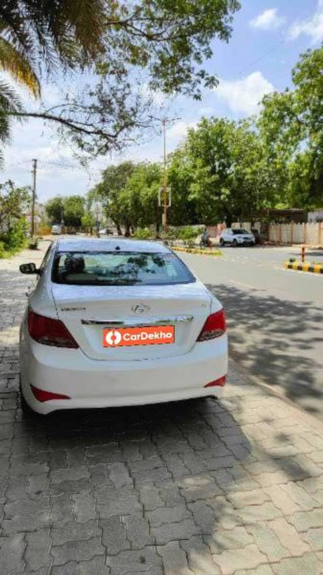 https://images10.gaadi.com/usedcar_image/3452224/original/89c0032e-1cad-4cfb-b070-8c6a57ca8b95_b36a4430-9b97-4f24-b4a3-2a1253399a90.jpg?imwidth=6401