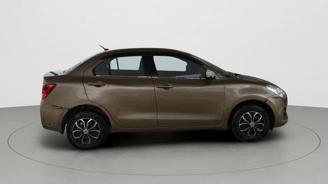 https://images10.gaadi.com/usedcar_image/3452506/original/13233412718-6114ca9277c74046903c581408f26ad9-Exterior-7.jpg?imwidth=6400