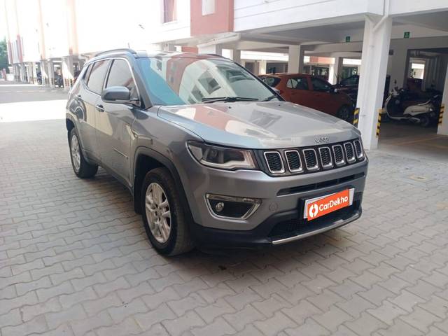 https://images10.gaadi.com/usedcar_image/3452799/original/used_car_2775615_1684579490_be25e5fa-bd3c-4af5-b14f-c1c5f0b535b6.jpg?imwidth=6400