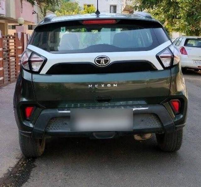https://images10.gaadi.com/usedcar_image/3452856/original/11d5441b-47a7-4448-895b-9bca1bd37c8e-VCC_1735789_96_1683976113_6a324570-5126-4d7e-b33d-77d405b16b1c.jpg?imwidth=6401