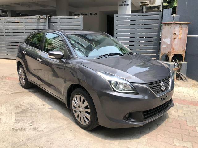 https://images10.gaadi.com/usedcar_image/3453012/original/used_car_2775806_1685599255_db46d58a-8620-409e-8904-f140b2a28996.jpg?imwidth=6400