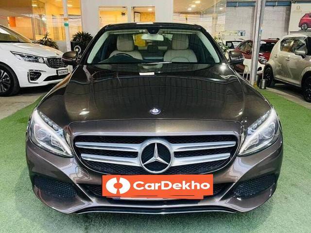 https://images10.gaadi.com/usedcar_image/3453199/original/zz1_crop_img_6479ce1a6cbd3_1685704218_7aab6901-fdbf-4ffa-b778-28caee44691f_a4111806-43a2-400a-83f0-4426ab163aa9.jpg?imwidth=6400