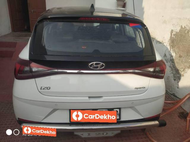 https://images10.gaadi.com/usedcar_image/3453359/original/ff7b7126-48e4-4ef2-a10e-3b8e7cc60430_36a8d27c-b65a-403d-832b-16995ecd8e8d.jpg?imwidth=6400