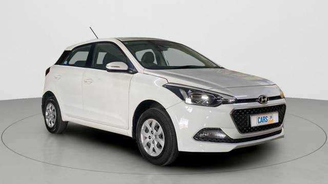https://images10.gaadi.com/usedcar_image/3454131/original/b3b303a8-719f-41b7-b470-bb010d4bfde5-10789611755-123f177af8fe410799e3894a229632c3-Exterior-8.jpg?imwidth=6400