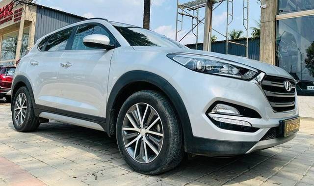 https://images10.gaadi.com/usedcar_image/3454211/original/zz1_crop_img_64799449a0959_1685689417.jpg?imwidth=6401